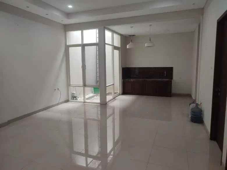 dijual rumah kemlaten karang pilang surabaya