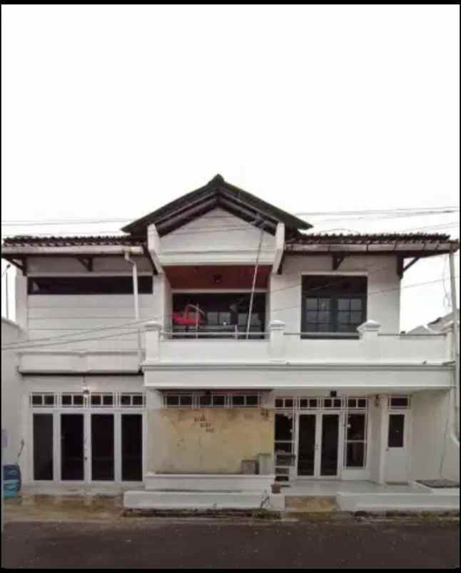 dijual rumah kencana wangi margawangi