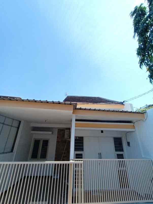 dijual rumah kendalsari pratama iii