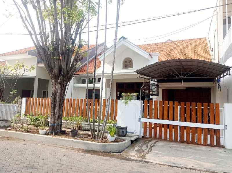 dijual rumah kendangsari