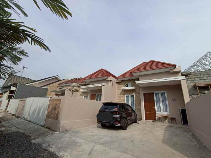 dijual rumah kepitu trimulyo kec sleman