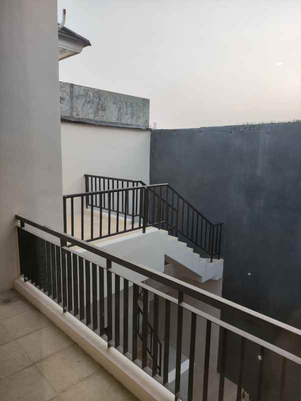 dijual rumah kertajaya