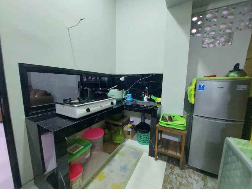 dijual rumah ketileng