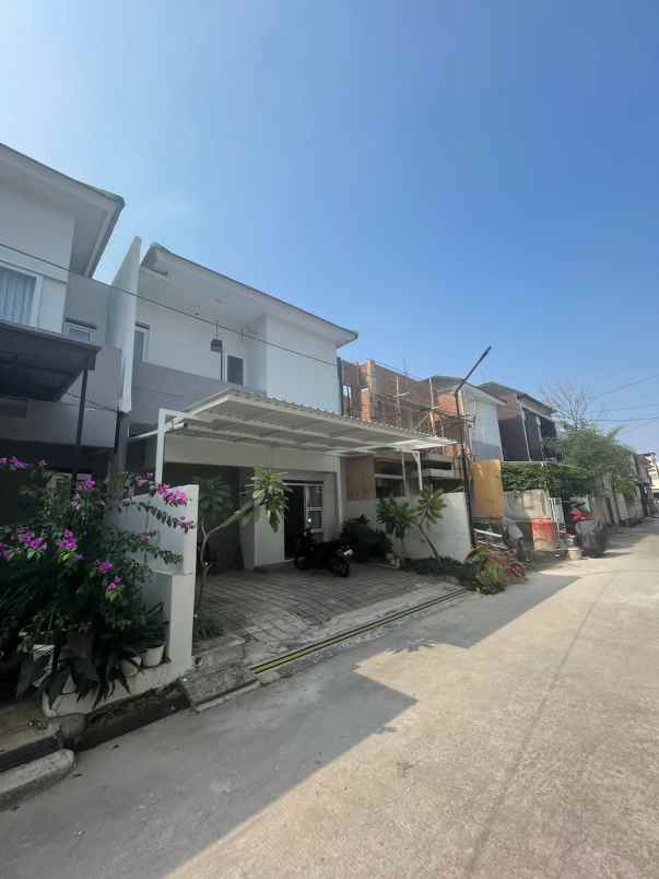 dijual rumah kiarasari kiaracondong