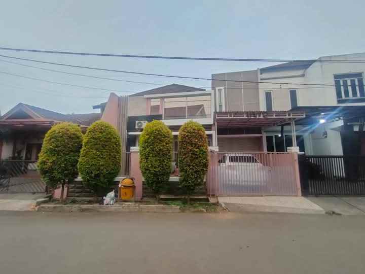 dijual rumah komplek bukit cimanggu