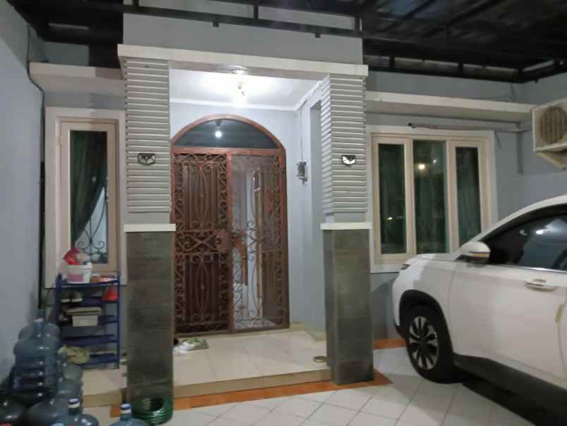 dijual rumah komplek gading arcadia