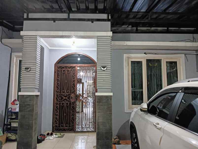 dijual rumah komplek gading arcadia