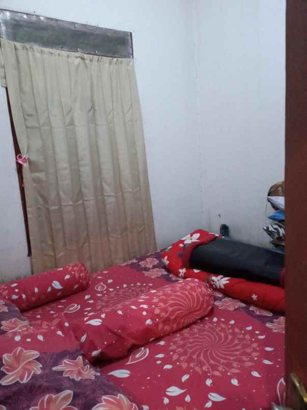 dijual rumah komplek gadobangkong