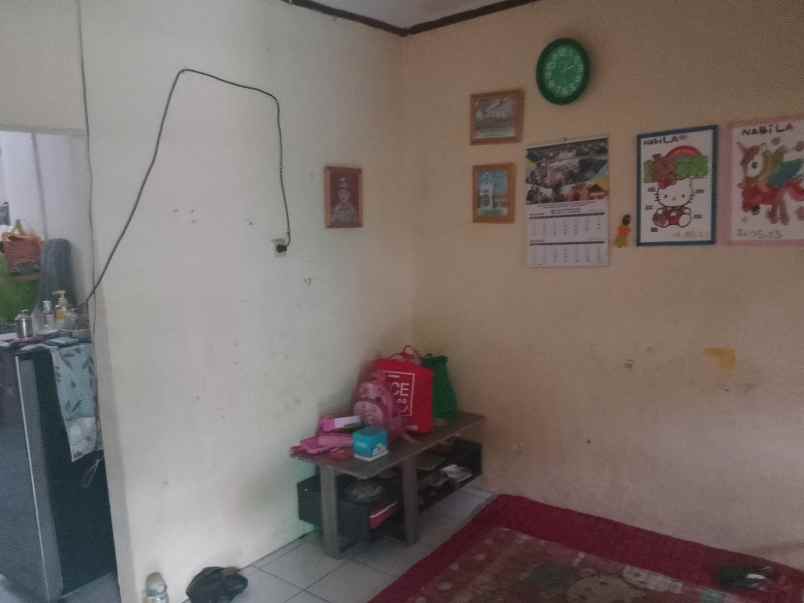 dijual rumah komplek pinang indah