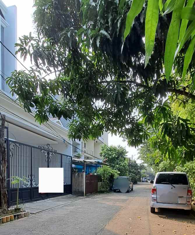 dijual rumah komplek sunter metro