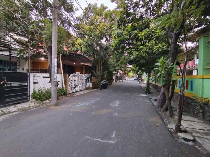 dijual rumah komplek taman nyiur sunter