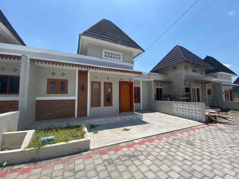 dijual rumah kongklangan prambanan klaten