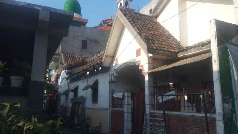 dijual rumah kos2an daerah kedungdoro