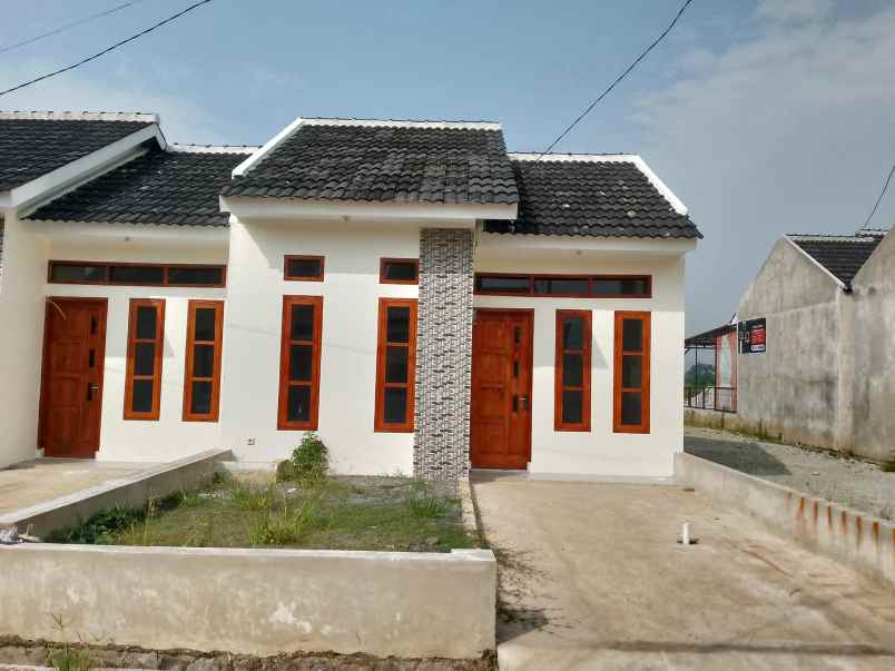 dijual rumah kp cilurung desa