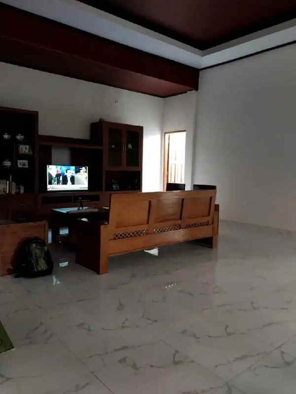 dijual rumah kupang baru surabaya