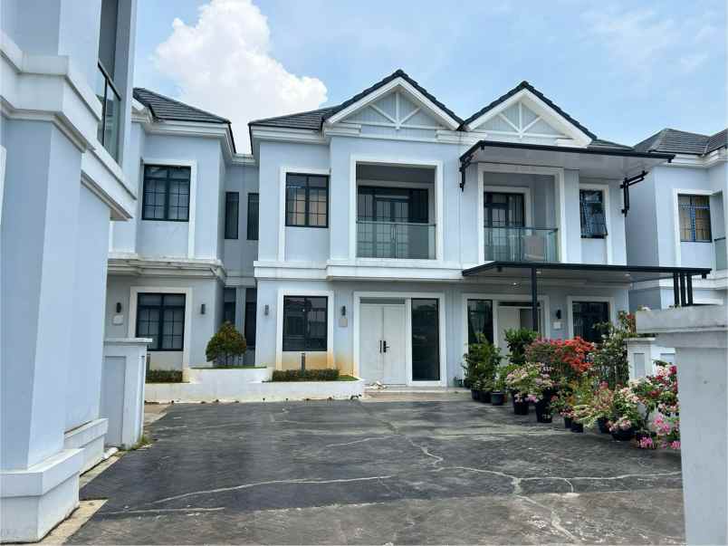 dijual rumah lavon swan city tangerang