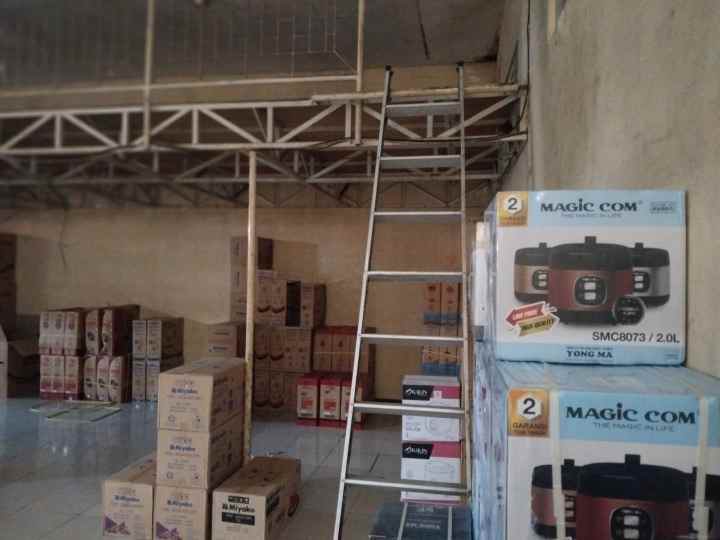 dijual rumah lebak timur
