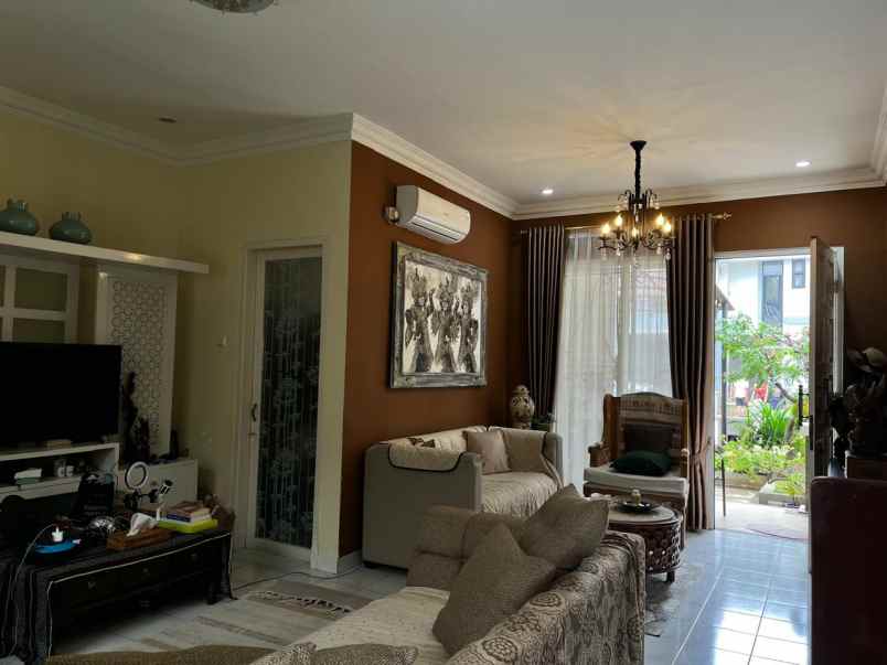 dijual rumah legenda wisata