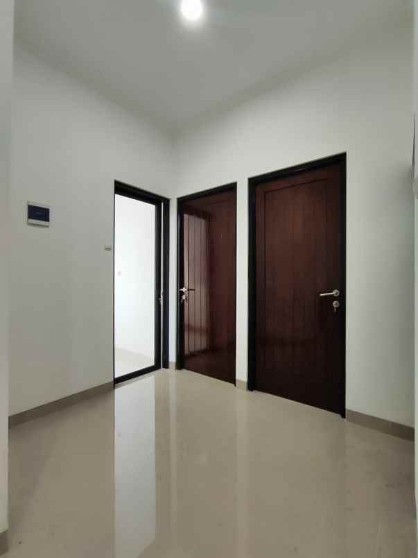 dijual rumah leuwinanggung