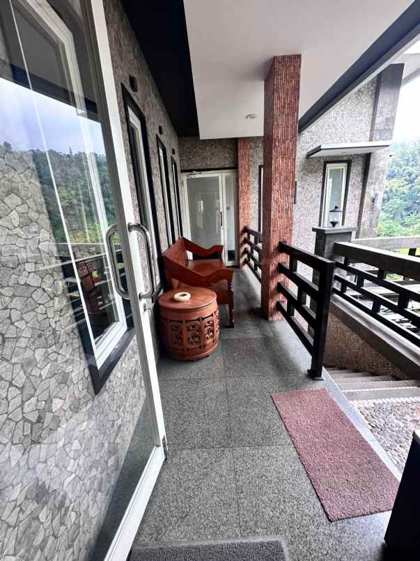 dijual rumah lobanyu pencalukan