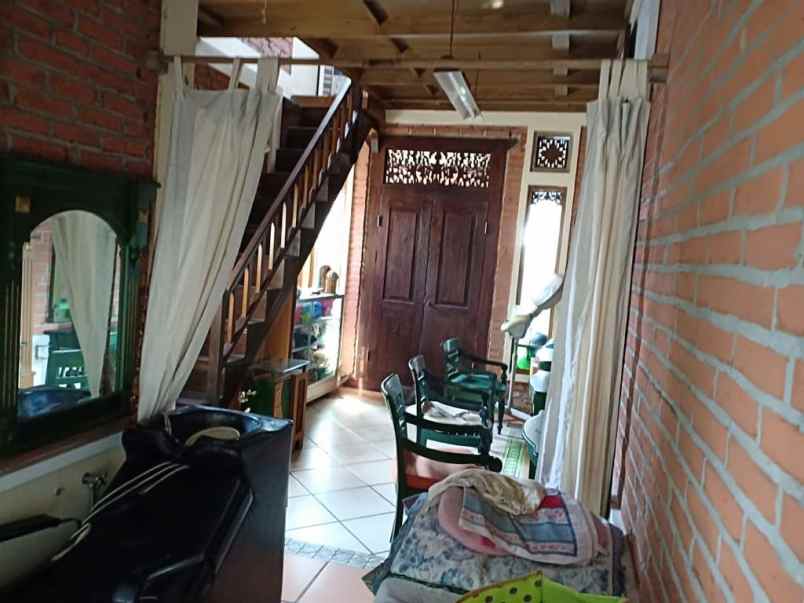 dijual rumah madyopuro