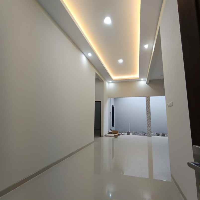 dijual rumah maguwoharjo