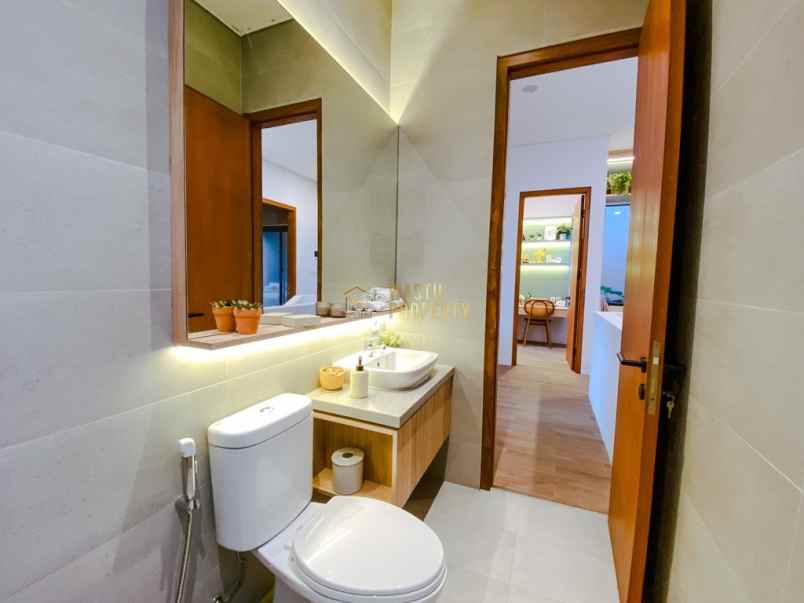 dijual rumah maguwoharjo depok sleman