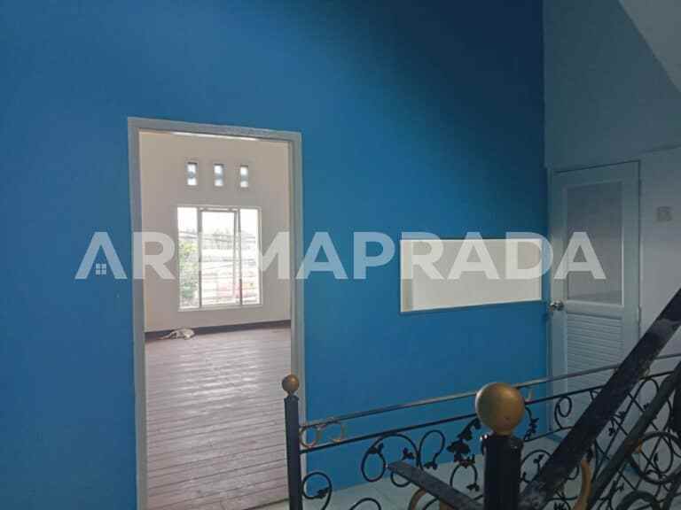 dijual rumah mahendradatta