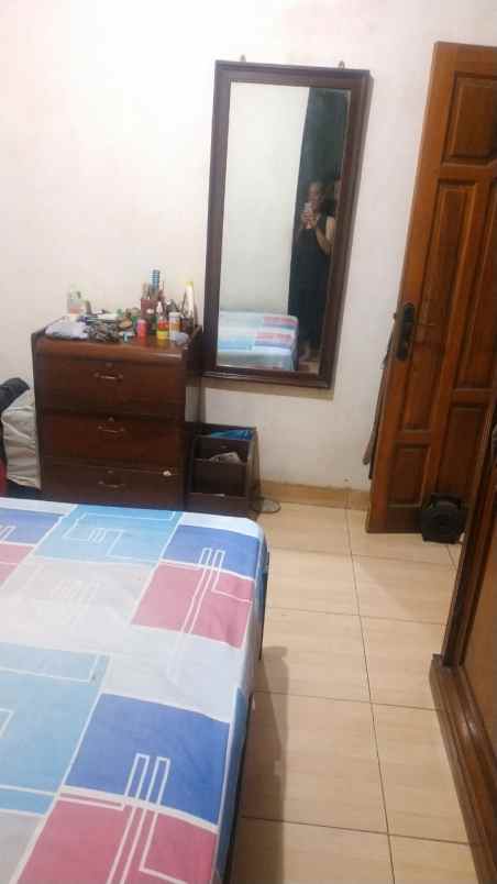 dijual rumah mainroad cisaranten baru