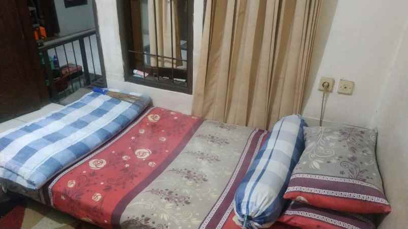 dijual rumah mainroad cisaranten baru