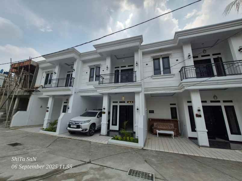 dijual rumah mampang pancoran mas depok