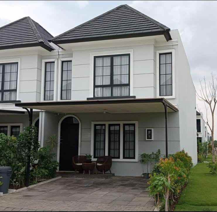 dijual rumah mansion nine