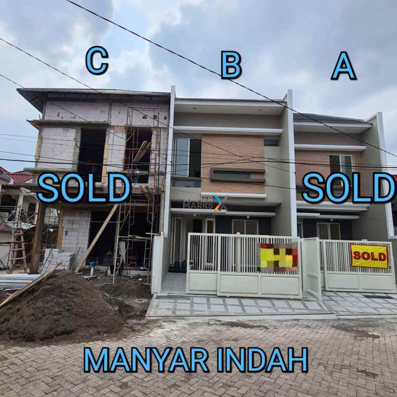 dijual rumah manyar indah