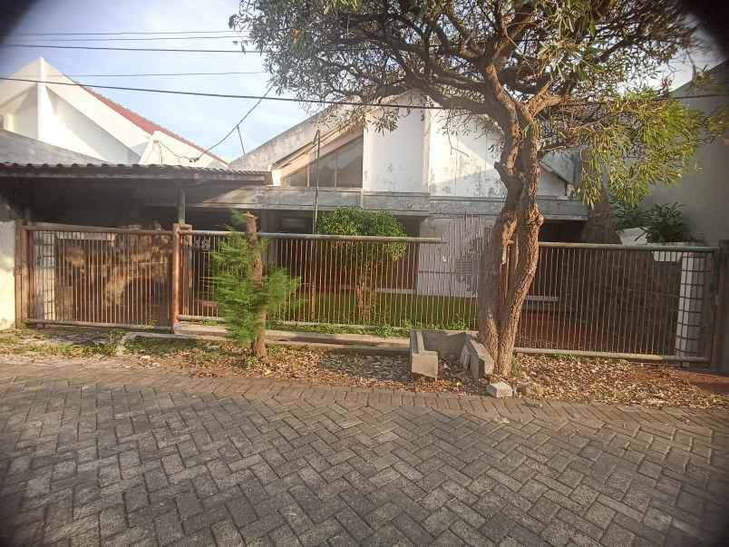 dijual rumah manyar kertoadi