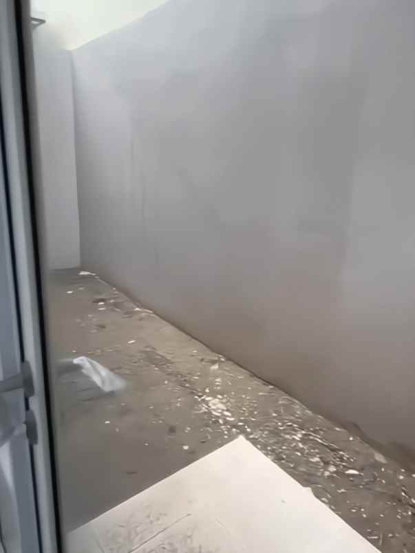 dijual rumah manyaran