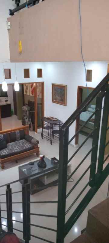 dijual rumah margahayu raya