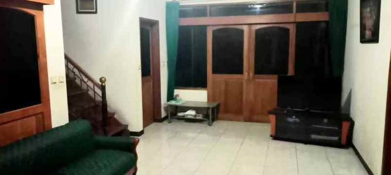 dijual rumah mentor