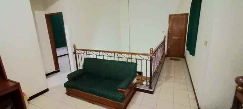 dijual rumah mentor