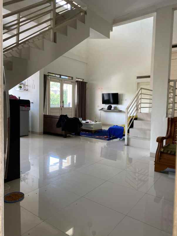 dijual rumah mewah di bukit ligar harga turun cepat