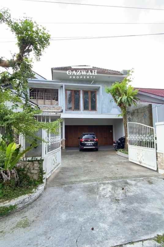 dijual rumah mewah di kota pekanbaru