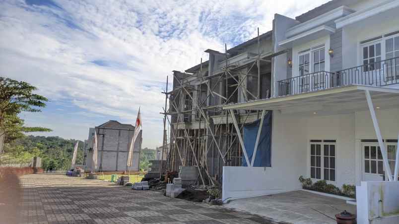 dijual rumah mewah klasik eropa modern naufal hills