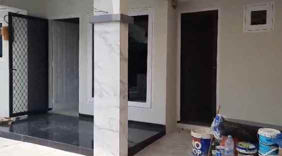 dijual rumah mulyosari