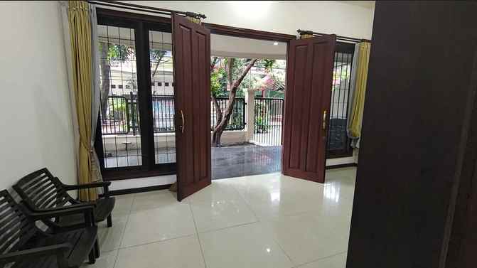 dijual rumah mulyosari bpd