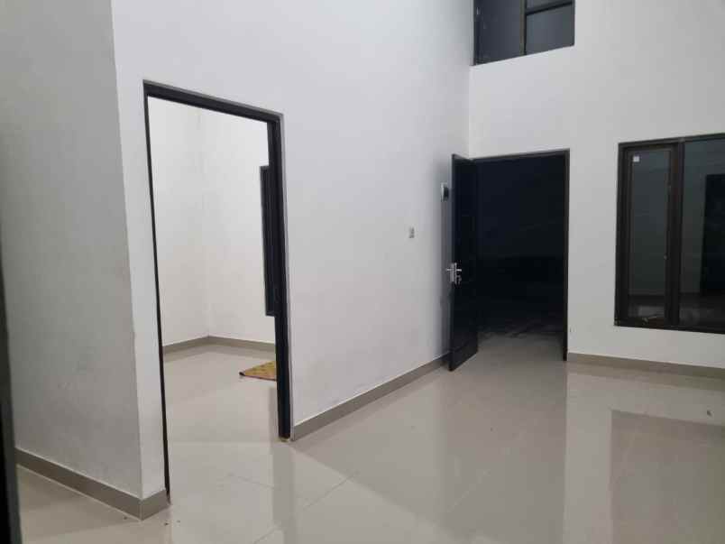 dijual rumah murah siap huni di area perumahan