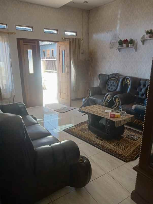 dijual rumah murahh cimenyan