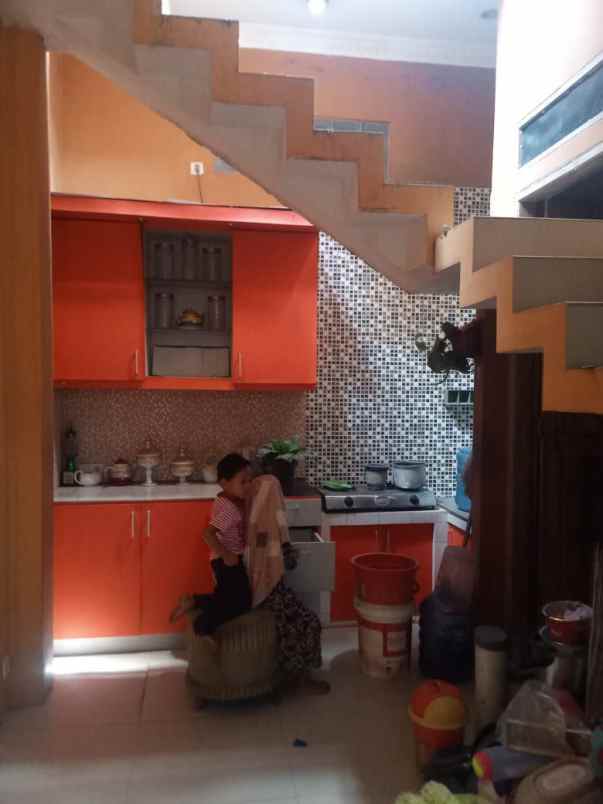 dijual rumah mustikasari