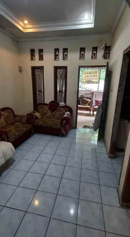 dijual rumah pamulang