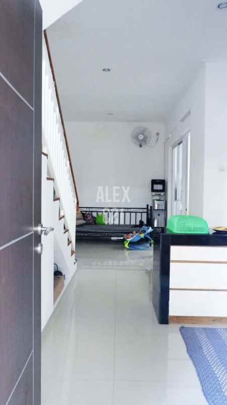 dijual rumah pamulang