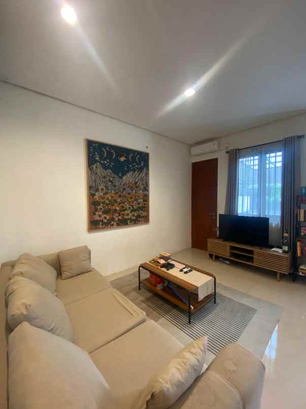 dijual rumah pamulang indah