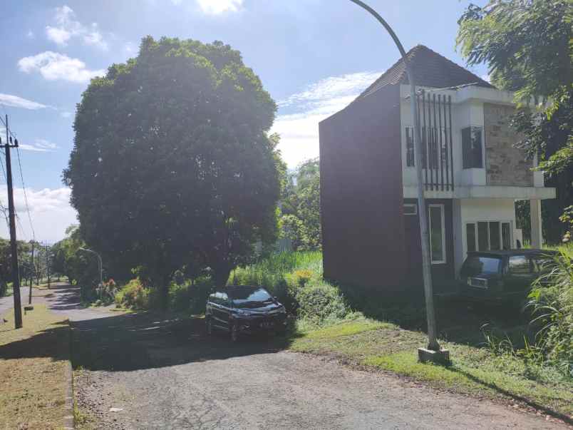 dijual rumah panderman hill